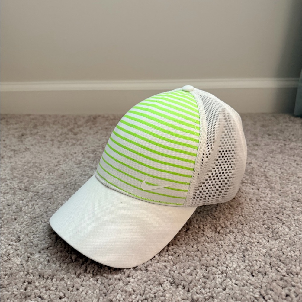 NikeGolf FlexFit hat